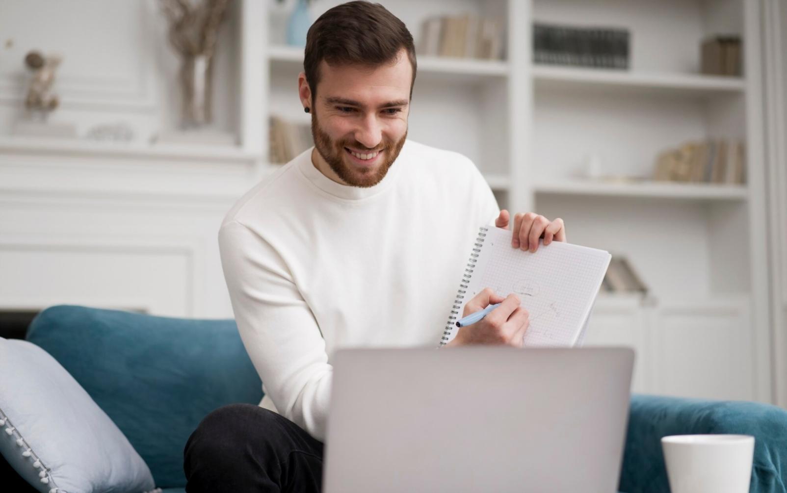 Entrepreneur développant son réseau professionnel